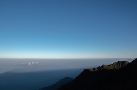 西安今日天气(【西安今日天气】晴朗温暖，出行请注意防晒)